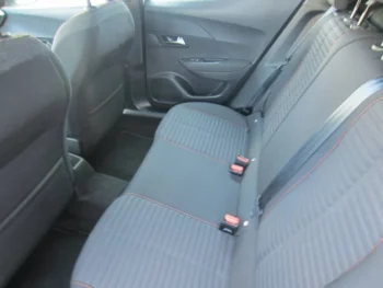 Peugeot 2008 blanco 5