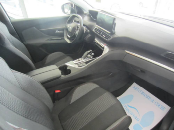 Peugeot 3008 blanco 6