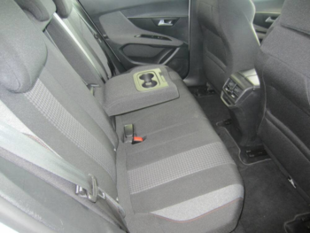Peugeot 3008 blanco 7