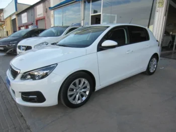 Peugeot 308 8
