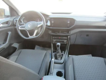Volkswagen tcross 6