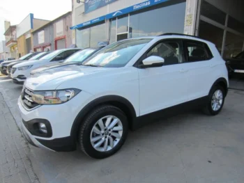 Volkswagen tcross 8