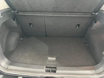 Volkswagen tcross negro 2