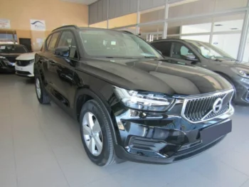 Volvo xc40 8