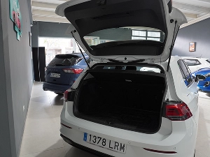 Volkswagen golf 8 05