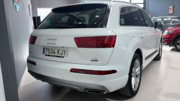 Audi q7 03
