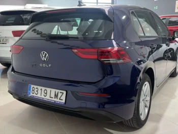 Volkswagen golf 8 05